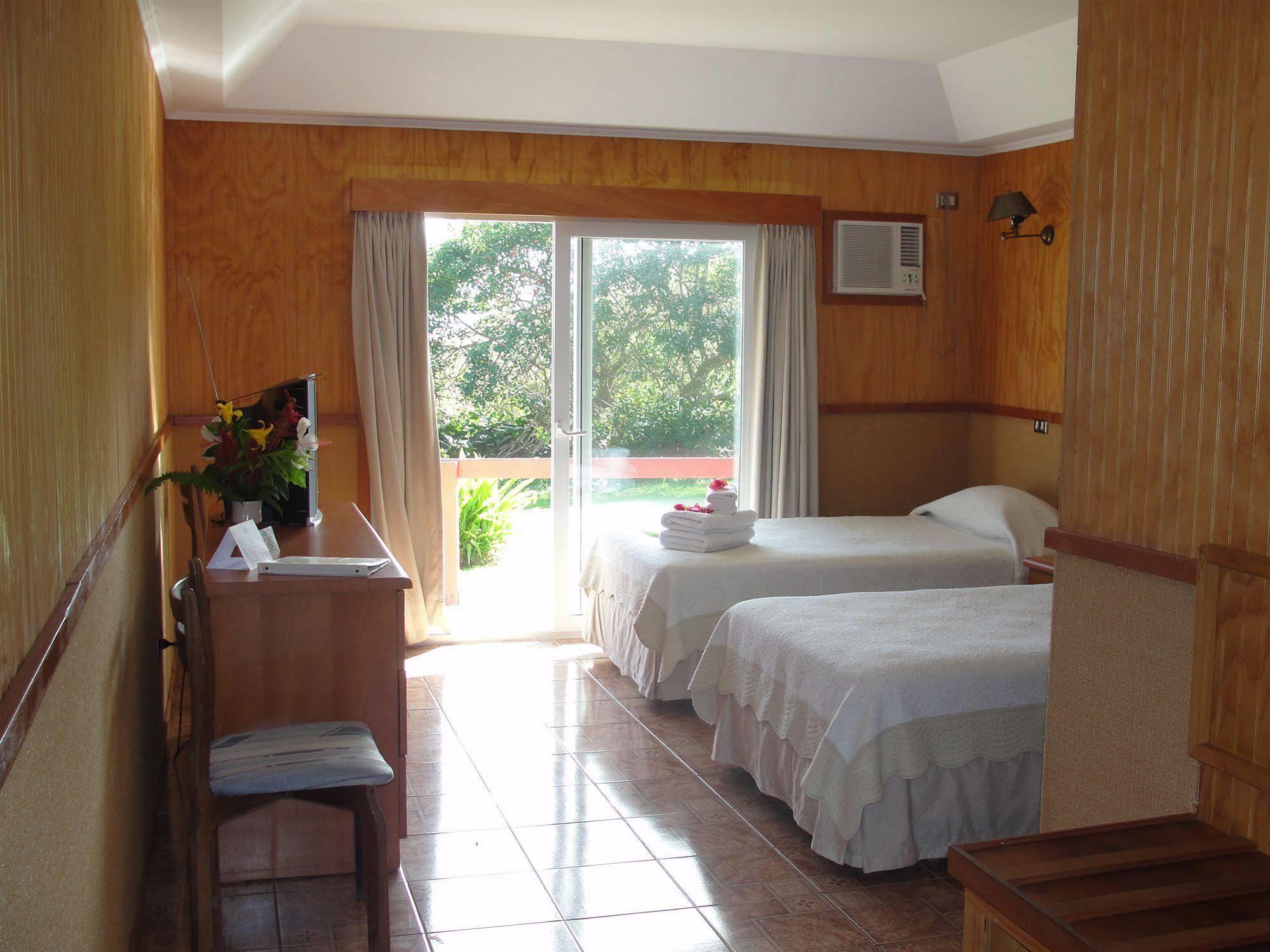 Iorana Isla De Pascua Hotel Hanga Roa Ngoại thất bức ảnh